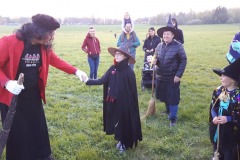 Let a pochod čarodějnic v Osovci. Foto Marie Plecitá