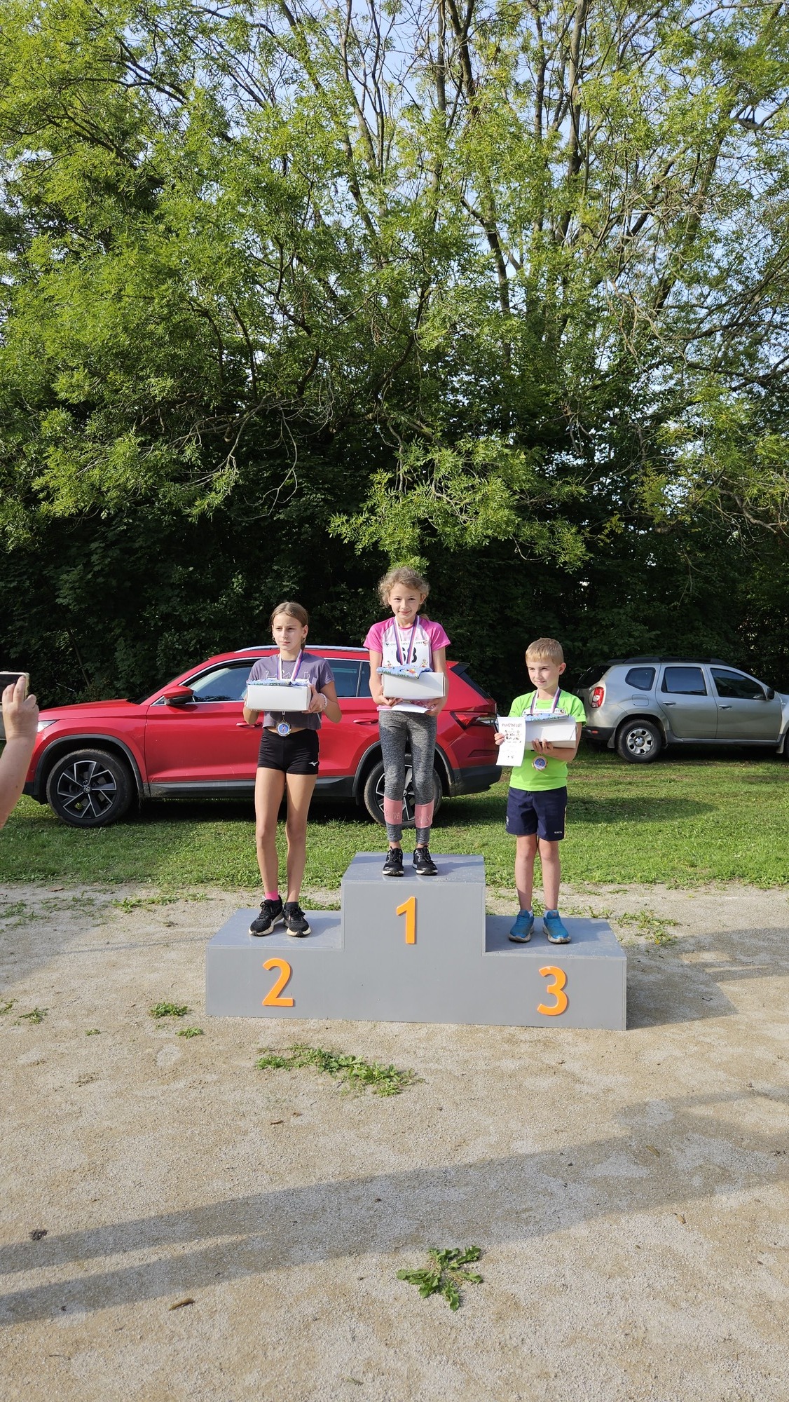 Třetí ročník osovského běhu  tam a zpět v soboru 13. září 2025. Foto Laura Kubrychtová. 4-osv_2025_beh_lauku_11