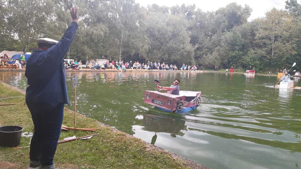 Tradiční Osovská regata na koupališti v Osovci. Foto ARCHIV osv_20250823_regata3_archiv_11