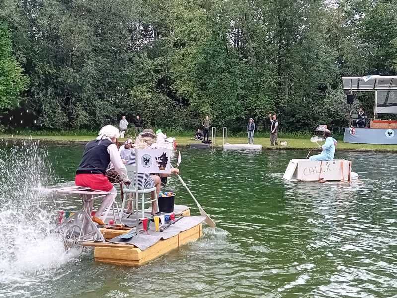 Tradiční Osovská regata na koupališti v Osovci. Foto ARCHIV osv_20250823_regata3_archiv_14