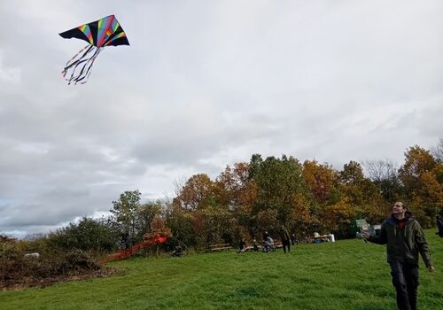 O drakiádě bylo opravdu frišno O drakiádě bylo opravdu frišno