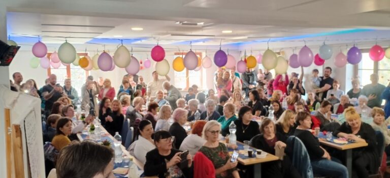 Ženy smíchem div nepadaly ze židlí